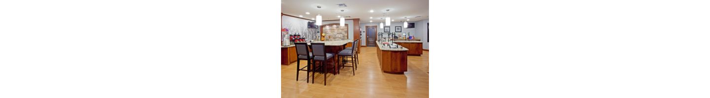 Start your day stress-free with our complimentary breakfast buffet. Served daily from 6:30 AM–9:30 AM, enjoy hot favorites like eggs and bacon, waffles, and fresh fruit, along with coffee and juices. It's the perfect way to fuel up before exploring Plano, TX.